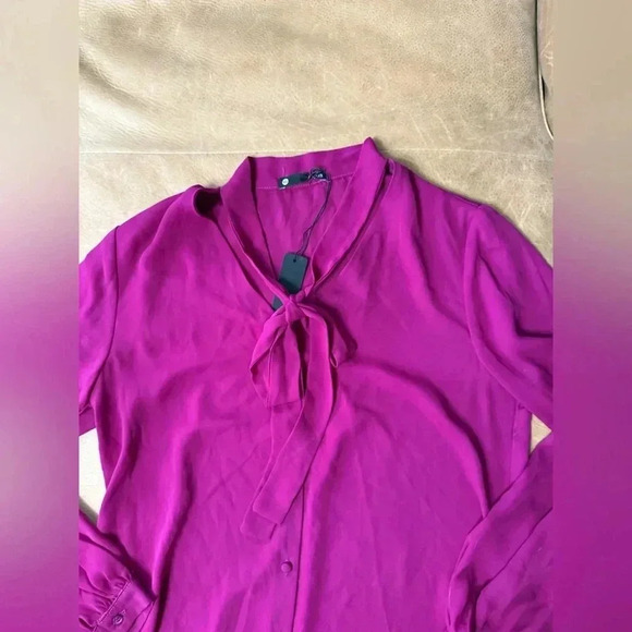 NWT REVOLVE Krisa Pink Tie Front Blouse Women’s Size XS 100% Polyester - Picture 2 of 10